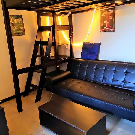 Hotel Mini Studio De 13 M2 Avec Terrasse 15 Mn Centre Nîmes Zewnętrze zdjęcie