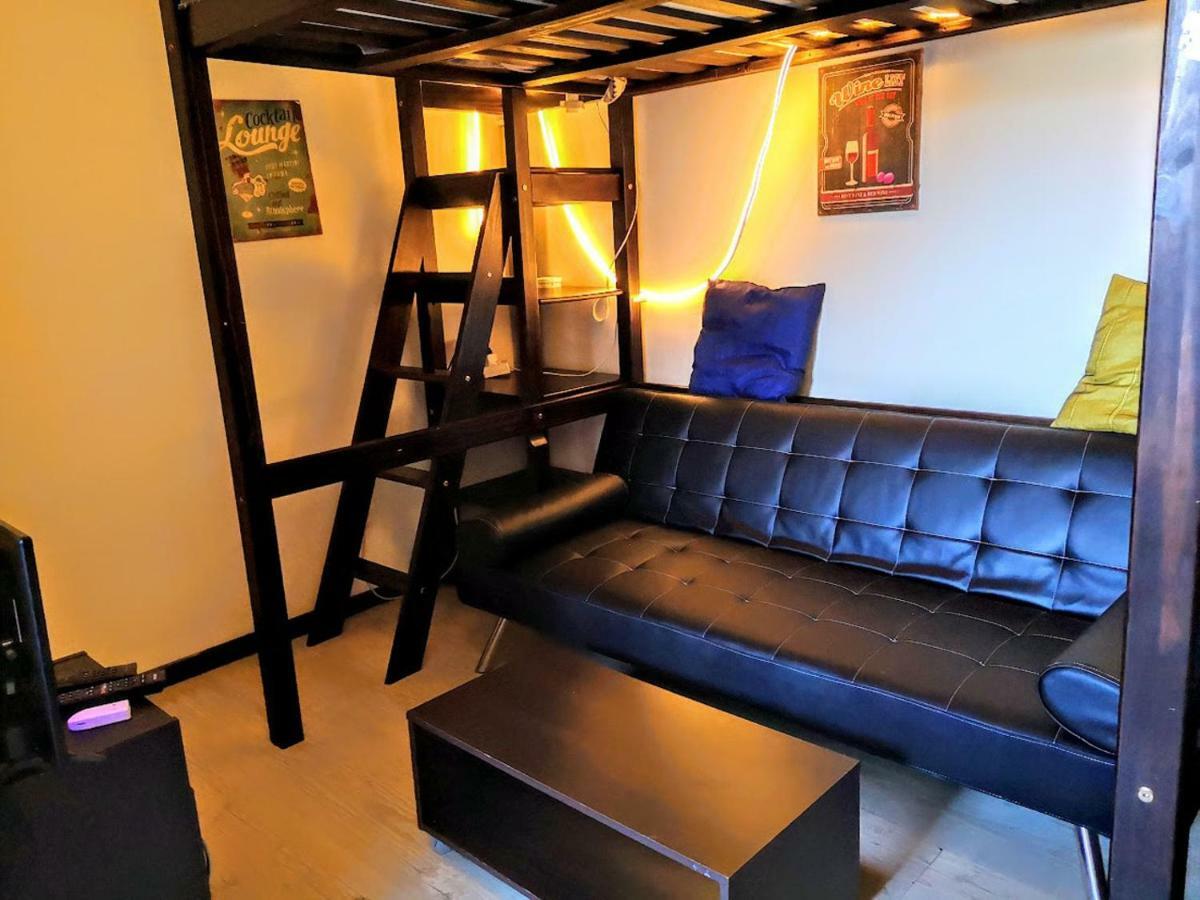 Hotel Mini Studio De 13 M2 Avec Terrasse 15 Mn Centre Nîmes Zewnętrze zdjęcie